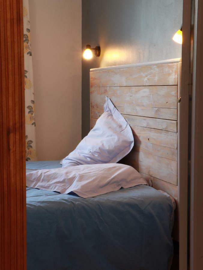Lo Rastelie Bed and Breakfast Suze-la-Rousse Buitenkant foto
