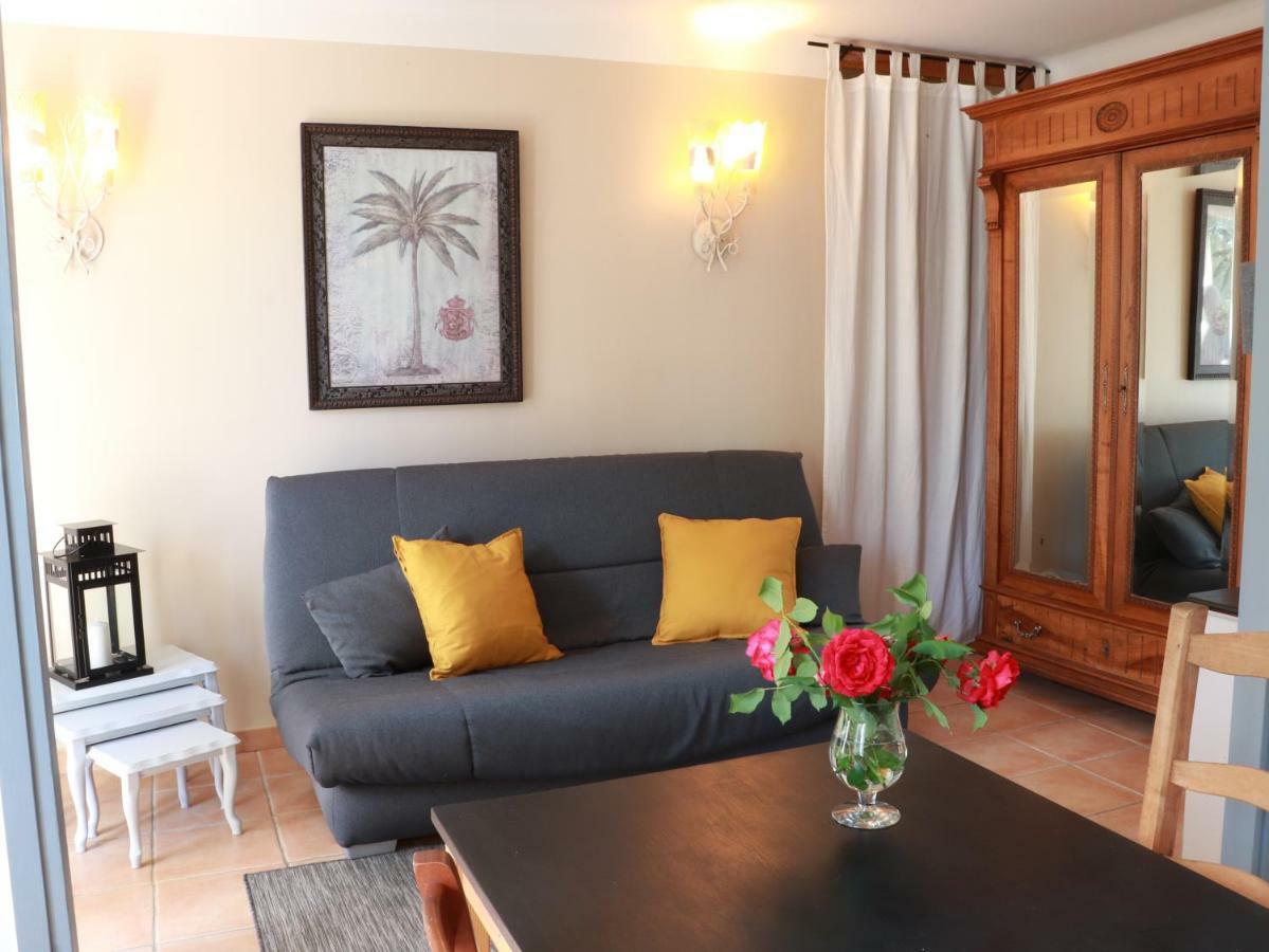 Lo Rastelie Bed and Breakfast Suze-la-Rousse Buitenkant foto